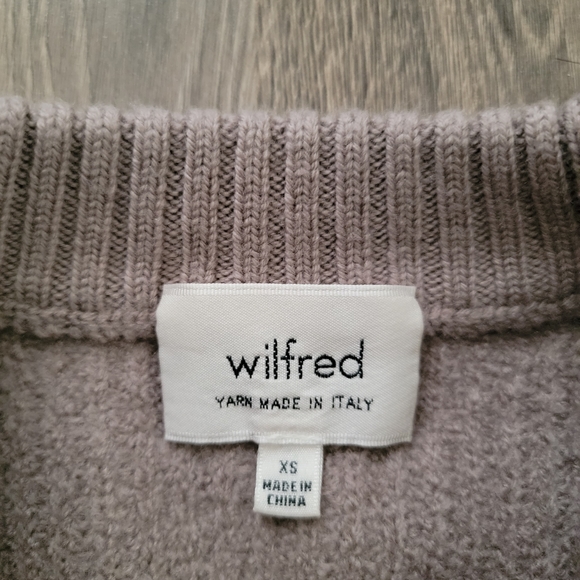 Aritzia Wilfred Sweater - Picture 2 of 3